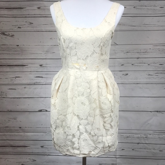 one clothing Dresses & Skirts - Cream gold lace pouf dress size small